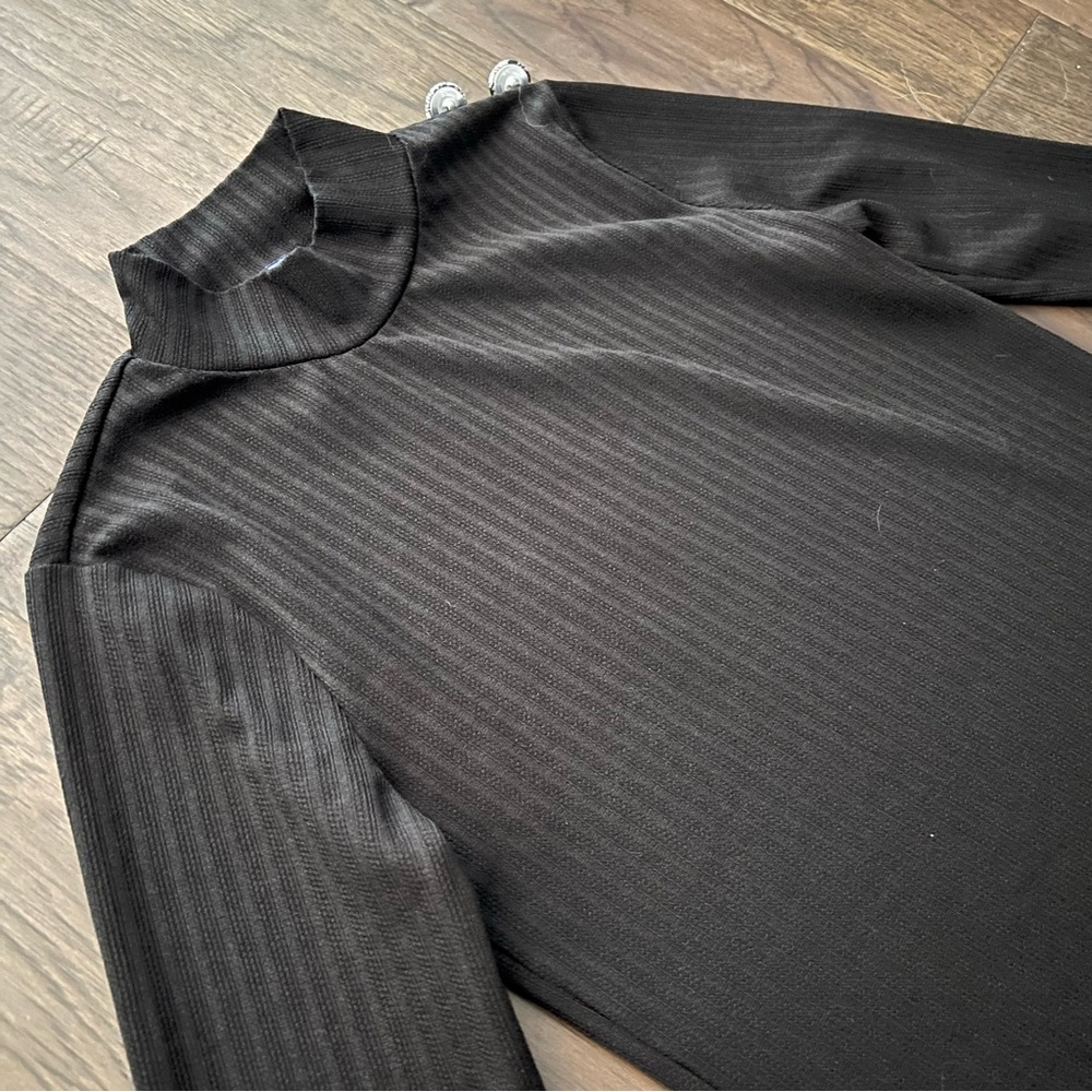 T Long Sleeve - Picture 10 of 14
